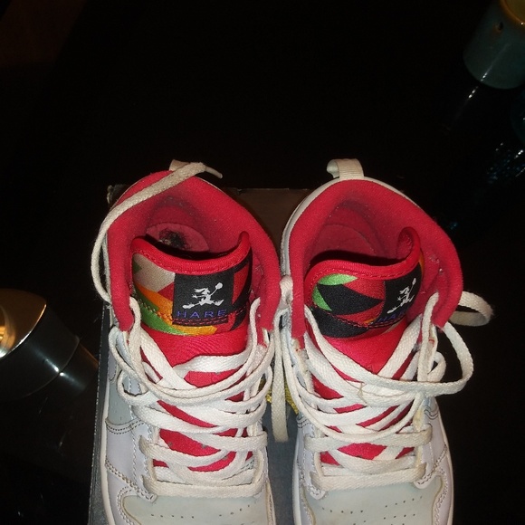 Jordan 4 Retro BP - Picture 3 of 7